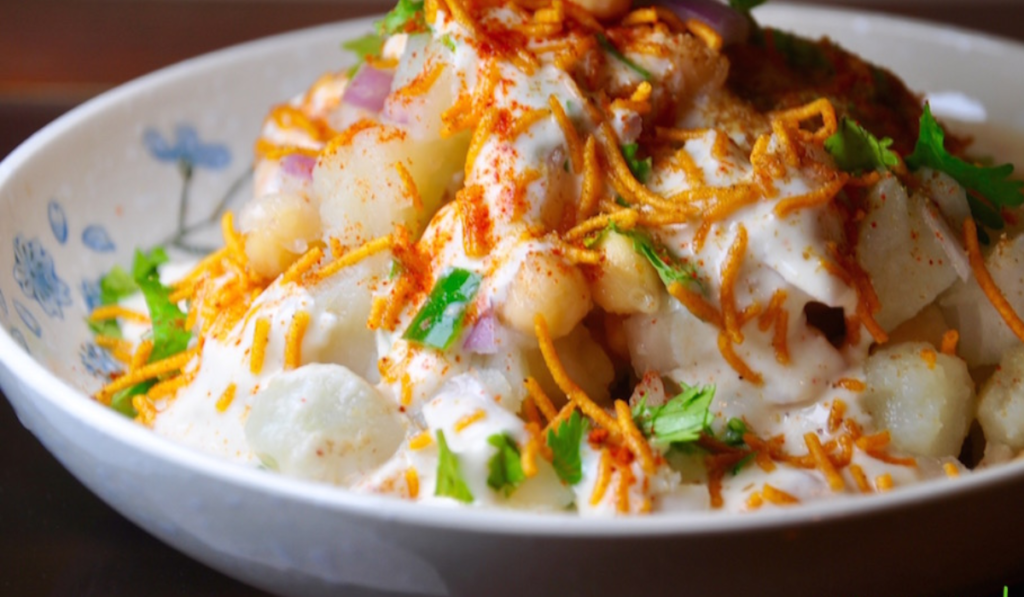 Dahi Alloo Chole Chat